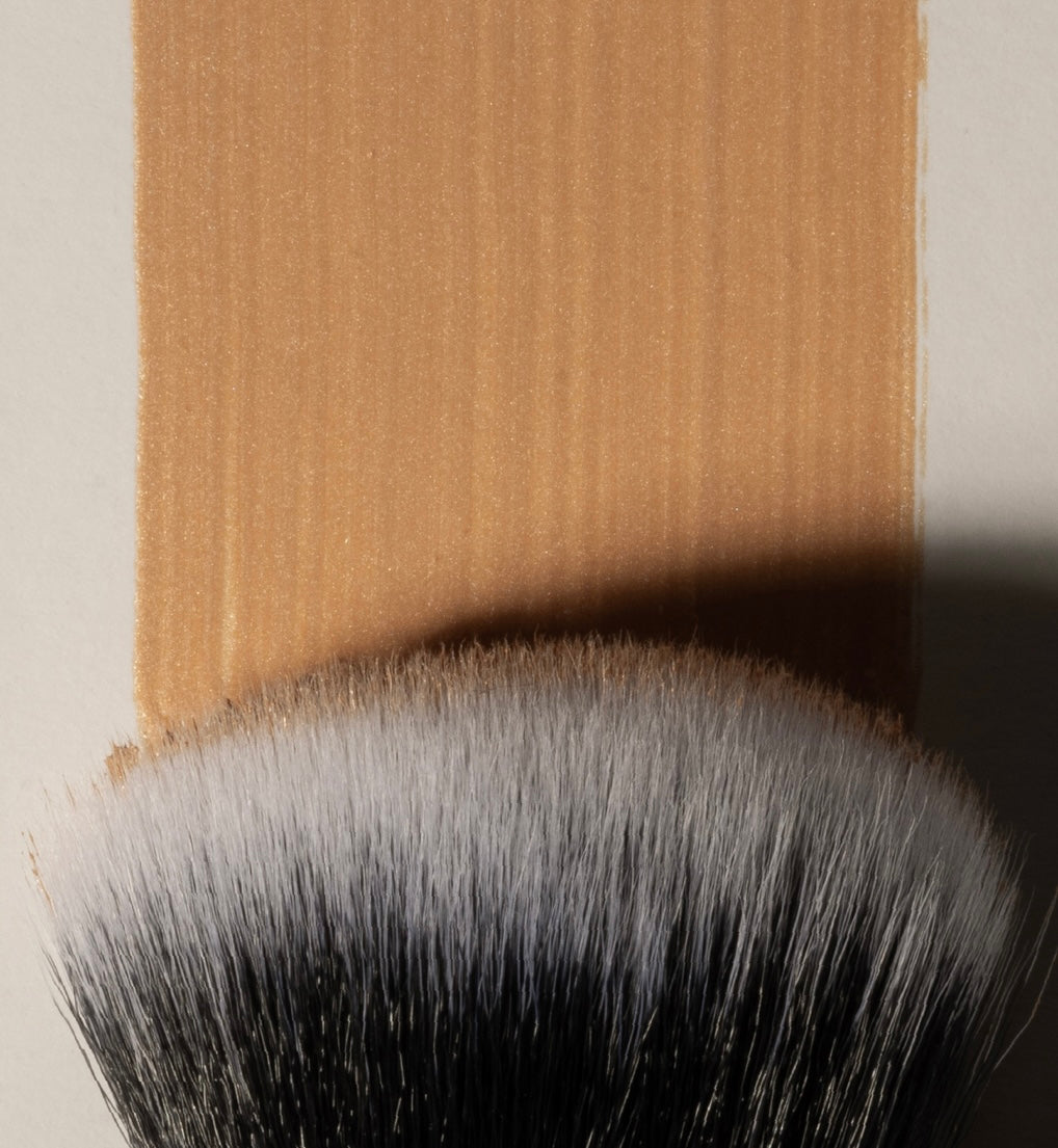 Moonglaze Dual Fibre Brush