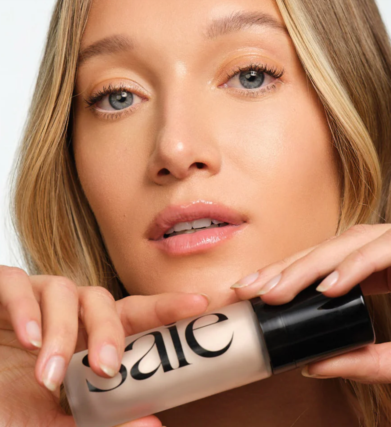 Saie Glowy Super Gel